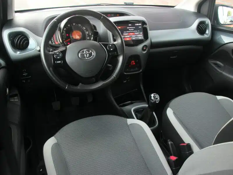 Toyota Aygo Navi*Klimatronik*GrzFot*Kamera*Esp*Led*BT*Android*Gwar VGS!!! II (2014-)