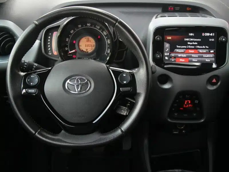 Toyota Aygo Navi*Klimatronik*GrzFot*Kamera*Esp*Led*BT*Android*Gwar VGS!!! II (2014-)