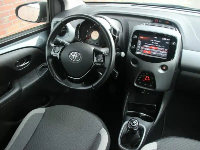 Toyota Aygo Navi*Klimatronik*GrzFot*Kamera*Esp*Led*BT*Android*Gwar VGS!!! II (2014-)