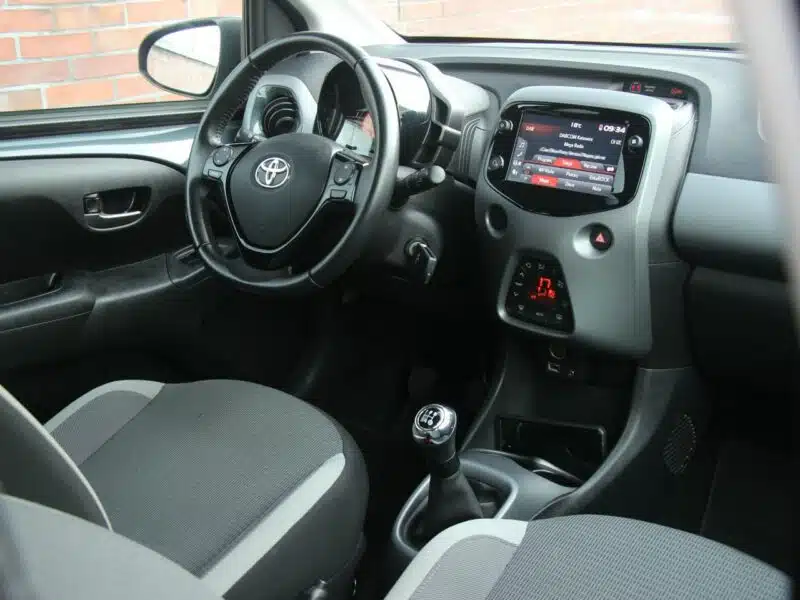Toyota Aygo Navi*Klimatronik*GrzFot*Kamera*Esp*Led*BT*Android*Gwar VGS!!! II (2014-)