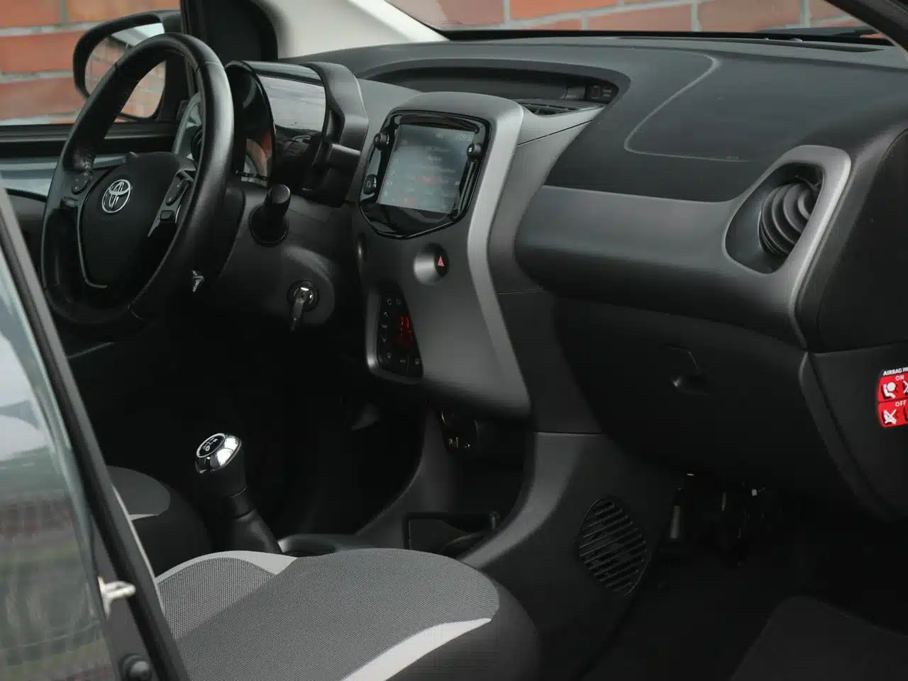Toyota Aygo Navi*Klimatronik*GrzFot*Kamera*Esp*Led*BT*Android*Gwar VGS!!! II (2014-)