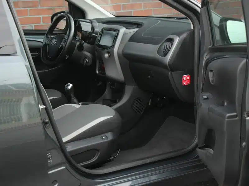 Toyota Aygo Navi*Klimatronik*GrzFot*Kamera*Esp*Led*BT*Android*Gwar VGS!!! II (2014-)