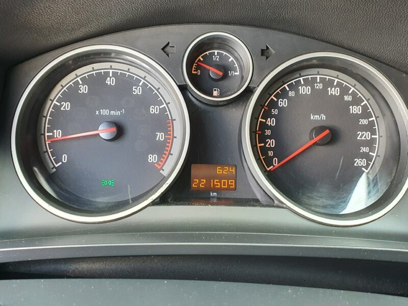 Opel Zafira 2.0 TURBO 200KM # NAVI # Climatronic # Parktronic # Skóra # 7 Osobowa B (2005-2011)