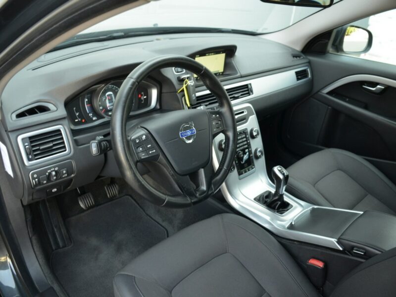 Volvo V70 Zarejestrowane 2.0D4 181KM Lift Serwis Bi-xenon Navi As.pasa ruchu III (2007-)