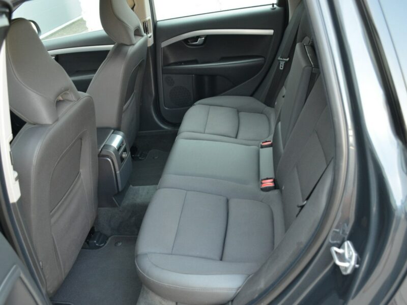 Volvo V70 Zarejestrowane 2.0D4 181KM Lift Serwis Bi-xenon Navi As.pasa ruchu III (2007-)