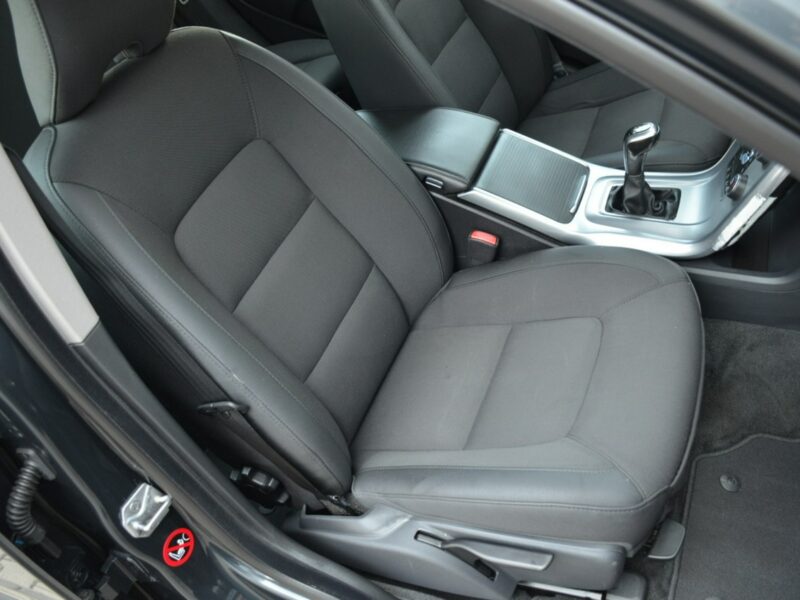 Volvo V70 Zarejestrowane 2.0D4 181KM Lift Serwis Bi-xenon Navi As.pasa ruchu III (2007-)