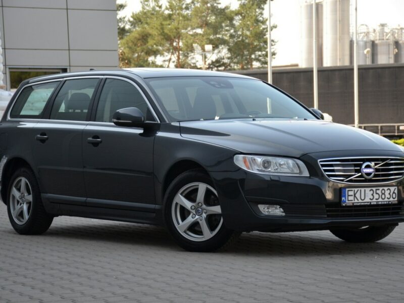 Volvo V70 Zarejestrowane 2.0D4 181KM Lift Serwis Bi-xenon Navi As.pasa ruchu III (2007-)