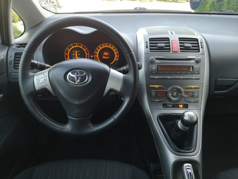 Toyota Auris 1.33 Benzyna 101KM Klimatronik LIFT Isofix Servis Gwarancja I (2006-2012)