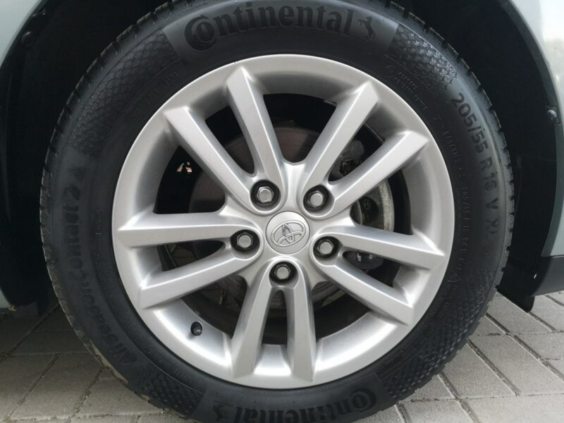Toyota Auris 1.33 Benzyna 101KM Klimatronik LIFT Isofix Servis Gwarancja I (2006-2012)