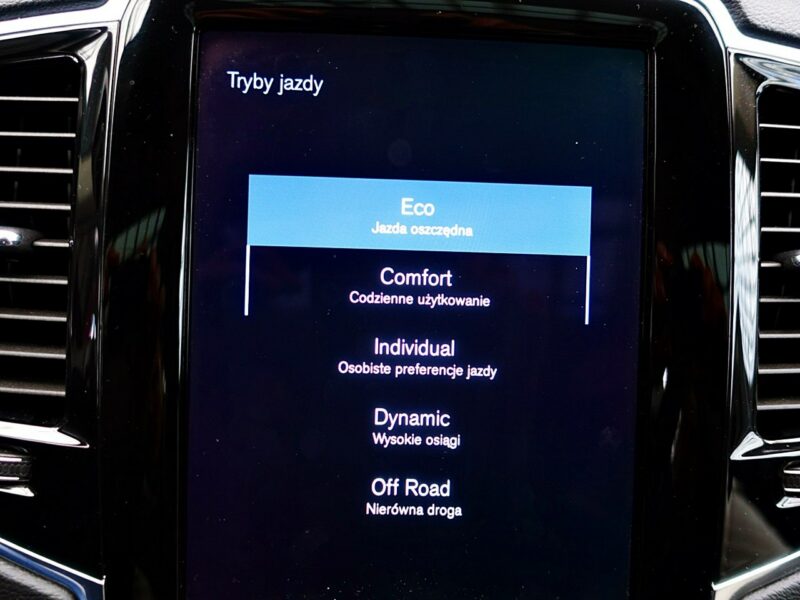 Volvo XC 90 7osób INSCRIPTION PNEUMATYKA Panorama 3Lata GWAR 1wł Kraj Bezwypa F23% II (2014-)