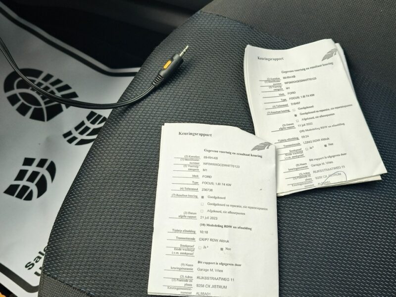 Ford Focus 1,6benz. Klimatyzacja.Hak.El.szyby.Centralka.Serwis.OKAZJA Mk2 (2004-2011)
