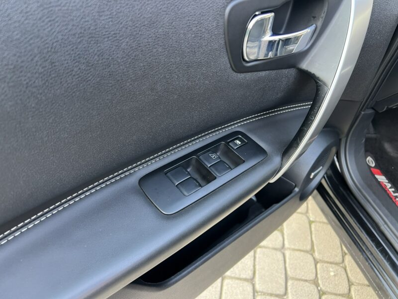 Nissan Qashqai 1,6 dCi 130KM Klima Navi Kamera 360* Xenony Panorama I (2007-2013)