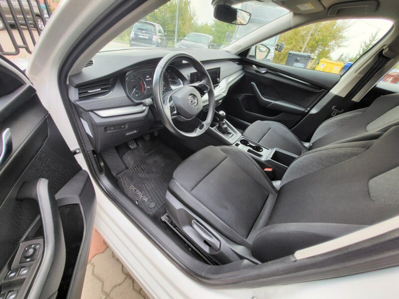 Škoda Octavia 2021Tylko Salon Polska 1Właściciel Bezwypadkowy ledy ASO s IV (2020-)
