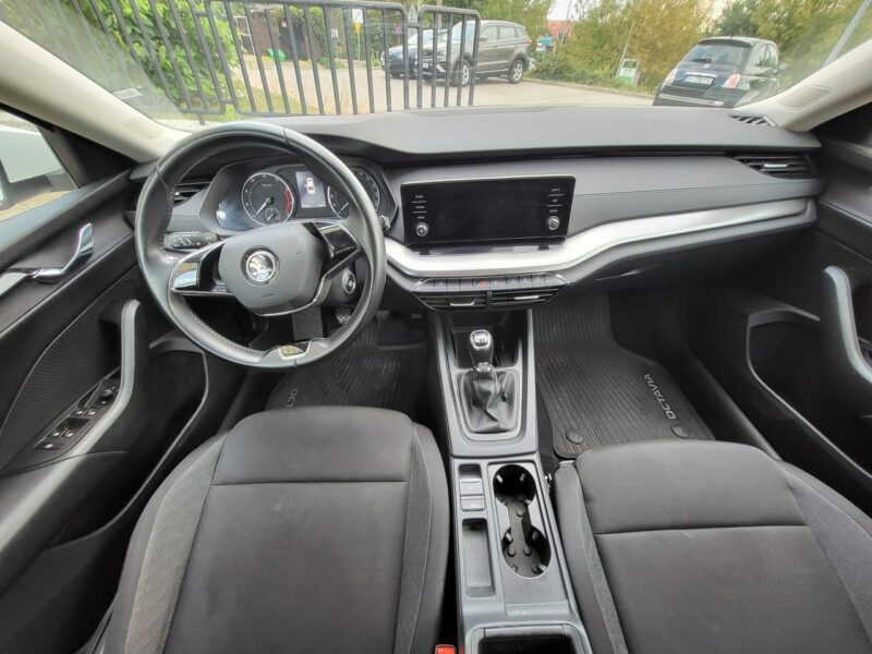 Škoda Octavia 2021Tylko Salon Polska 1Właściciel Bezwypadkowy ledy ASO s IV (2020-)
