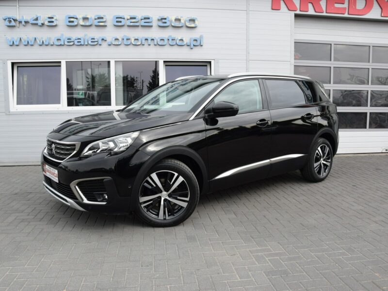 Peugeot 5008 1.2i 7-osób Panoramadach Navi Euro-6b 144tys.km Nowy rozrząd i dwumasa II (2017-)