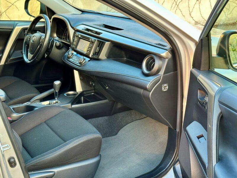 Toyota RAV-4 Serwis ASO 4x4 IV (2012-)