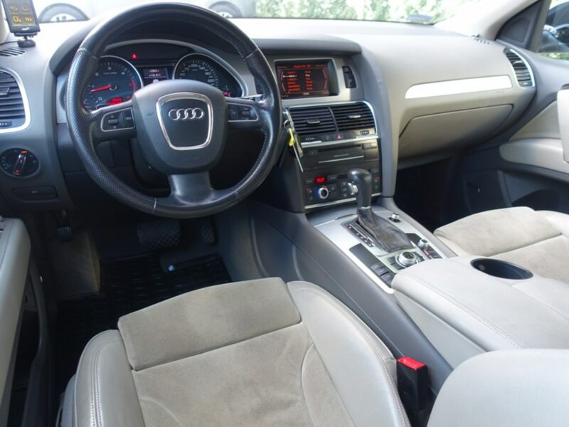 Audi Q7 * R E Z E R W A C J A * II (2009-2015)