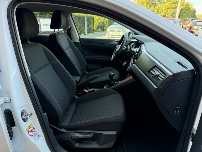 Volkswagen Polo 1,0 65KM Rej. 03.2019 Klimatyzacja 2xPDC Nawigacja VI (2017-)