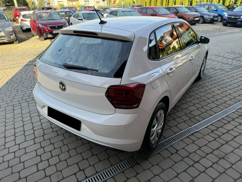 Volkswagen Polo 1,0 65KM Rej. 03.2019 Klimatyzacja 2xPDC Nawigacja VI (2017-)