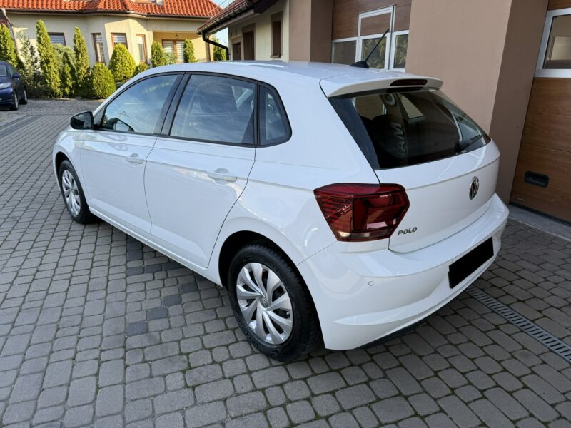 Volkswagen Polo 1,0 65KM Rej. 03.2019 Klimatyzacja 2xPDC Nawigacja VI (2017-)