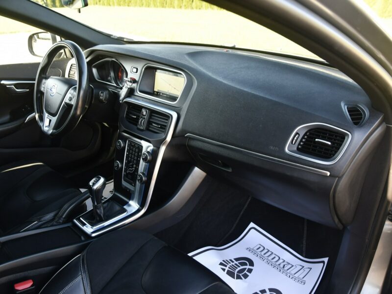 Volvo V40 2,0hdi DUDKI11 R-Design.Serwis,Navi,Klimatr 2 str.Pół-Skóry II (2012-)