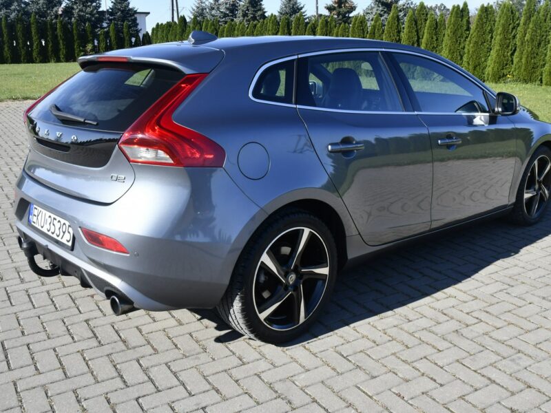 Volvo V40 2,0hdi DUDKI11 R-Design.Serwis,Navi,Klimatr 2 str.Pół-Skóry II (2012-)