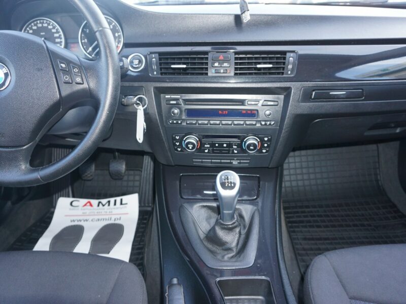 BMW 320 2.0 Benzyna 170KM, zadbane, ubezpieczone, zarejestrowane, dynamiczne, E90E91E92E93(2005-2012)