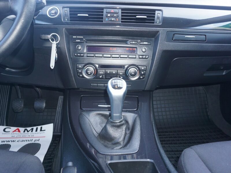 BMW 320 2.0 Benzyna 170KM, zadbane, ubezpieczone, zarejestrowane, dynamiczne, E90E91E92E93(2005-2012)