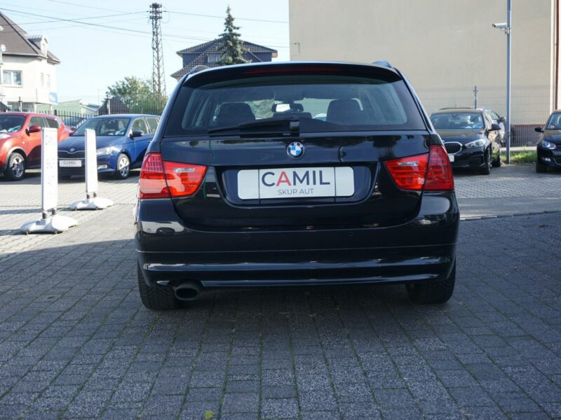 BMW 320 2.0 Benzyna 170KM, zadbane, ubezpieczone, zarejestrowane, dynamiczne, E90E91E92E93(2005-2012)