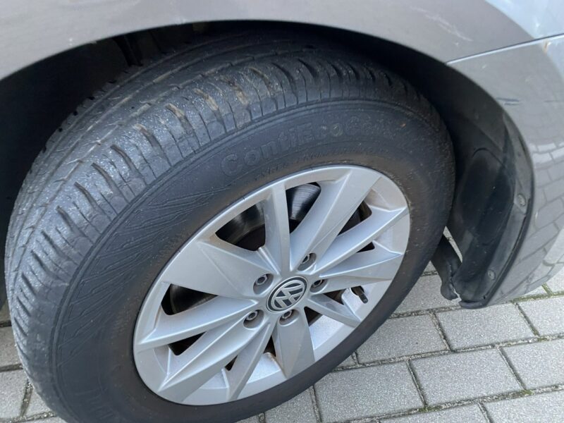 Volkswagen Golf Trendline, benz, nawigacja, tempomat aktywny,dodatkowe koła, jak nowy VII (2012-)