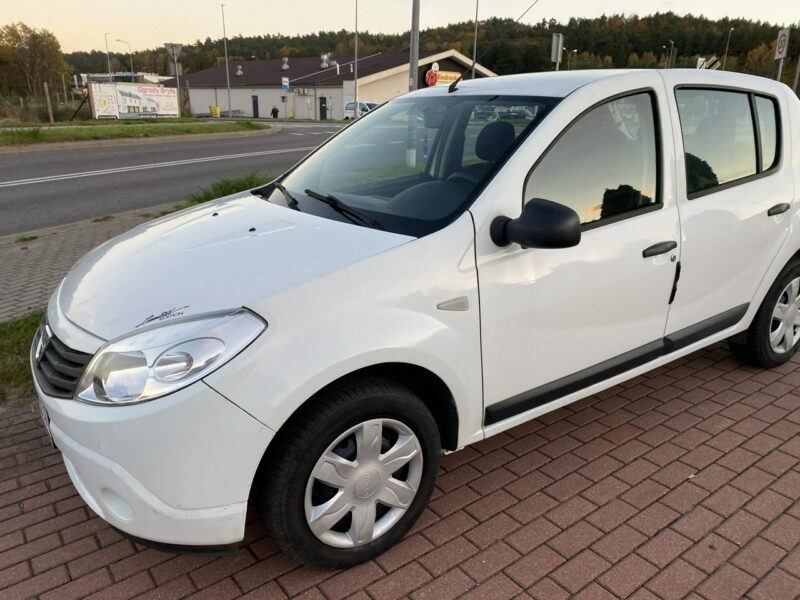 Dacia Sandero Niezawodna benzyna, niski przebieg, klimatyzacja, centr. zamek, isofix I (2008-2012)