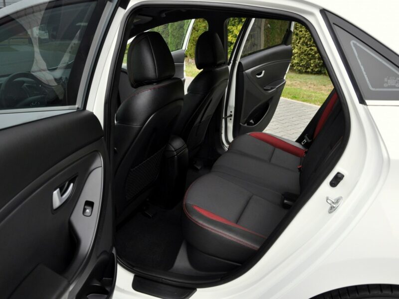 Hyundai i30 1.6Turbo(186KM)*Xenon*Led*Navi*Kamera*Skóry*Grzana Kierow.*Alu18"ASO II (2012 - 2016)