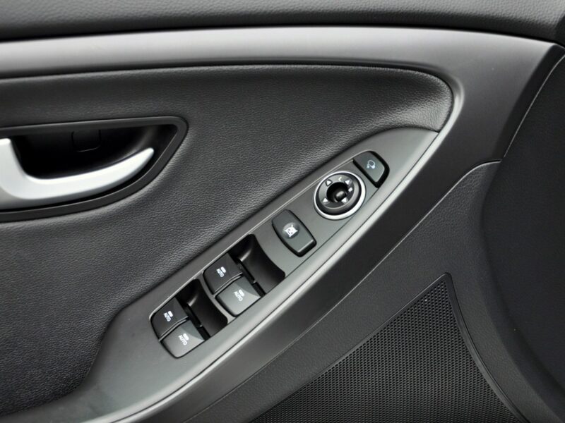 Hyundai i30 1.6Turbo(186KM)*Xenon*Led*Navi*Kamera*Skóry*Grzana Kierow.*Alu18"ASO II (2012 - 2016)