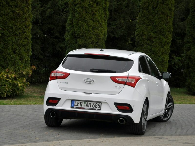 Hyundai i30 1.6Turbo(186KM)*Xenon*Led*Navi*Kamera*Skóry*Grzana Kierow.*Alu18"ASO II (2012 - 2016)