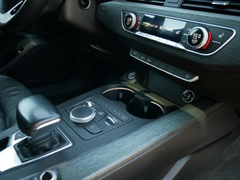Audi A4 2.0TFSI ultra 252KM [Eu 6] Sedan S-Line - Automat S-Tronic -Zobacz B9 (2015-)