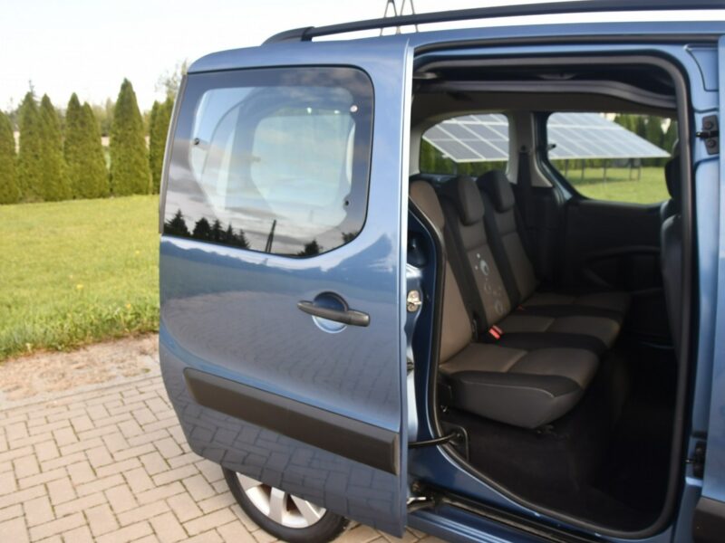 Citroen Berlingo 1,6 e-hdi DUDKI11 Klimatyzacja,Ledy,5 Osób,Hak.kredyt.OKAZJA II (2008-2018)