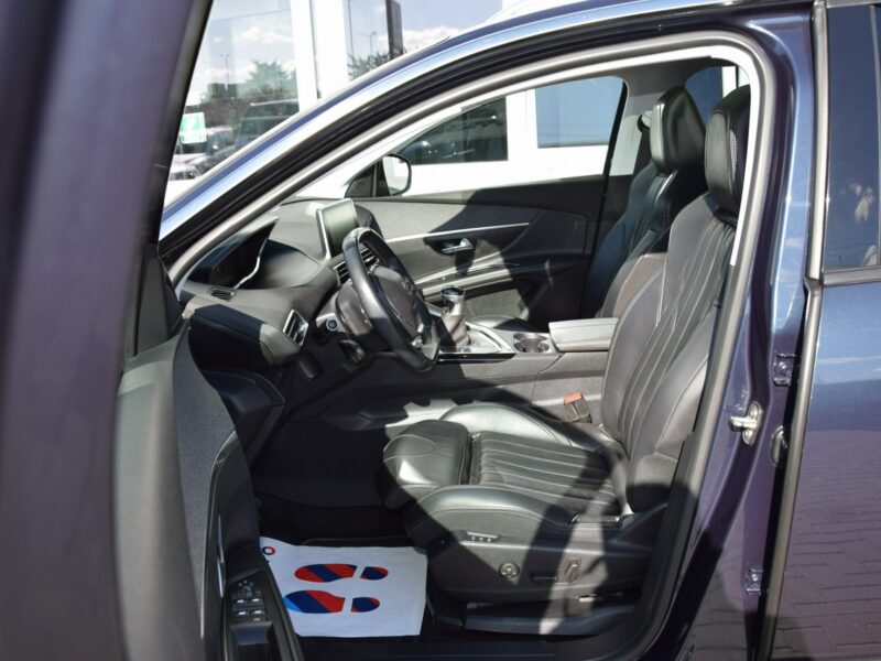 Peugeot 5008 1.2i 7-osób 100% bezwypadkowy Panorama Navi Kamera Euro-6b 157tys.km II (2017-)