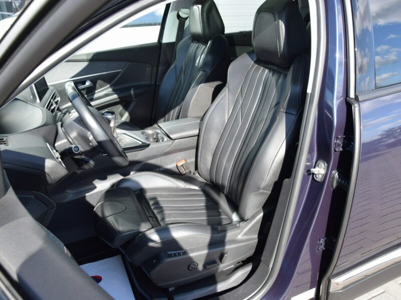 Peugeot 5008 1.2i 7-osób 100% bezwypadkowy Panorama Navi Kamera Euro-6b 157tys.km II (2017-)