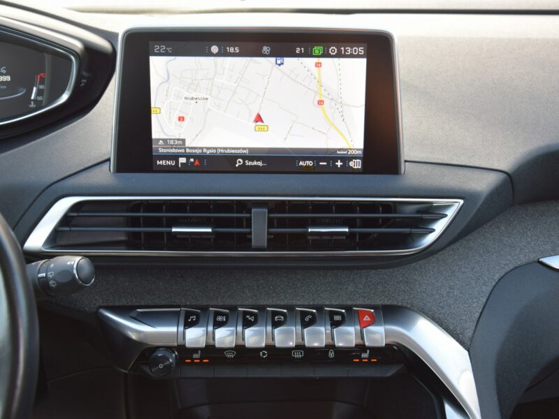 Peugeot 5008 1.2i 7-osób 100% bezwypadkowy Panorama Navi Kamera Euro-6b 157tys.km II (2017-)