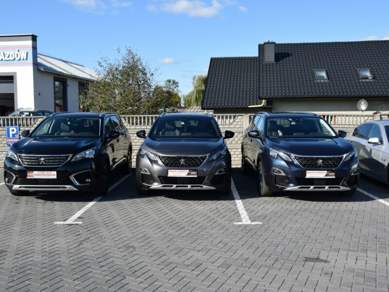Peugeot 5008 1.2i 7-osób 100% bezwypadkowy Panorama Navi Kamera Euro-6b 157tys.km II (2017-)