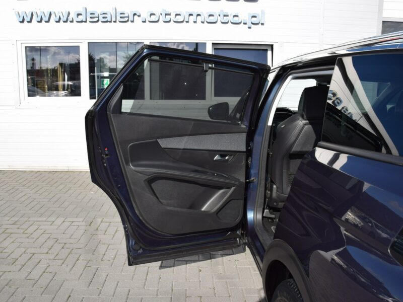 Peugeot 5008 1.2i 7-osób 100% bezwypadkowy Panorama Navi Kamera Euro-6b 157tys.km II (2017-)