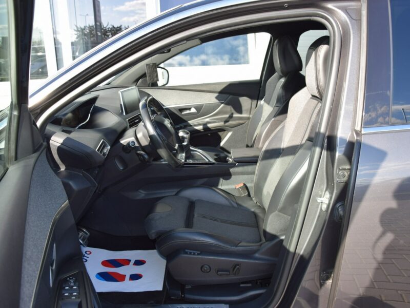 Peugeot 3008 1.2i Turbo GT-Line 100% bezwypadkowy Full LED Navi Bluetooth Euro-6b II (2016-)
