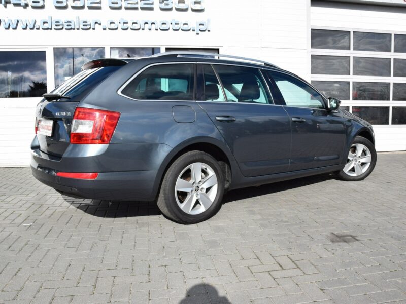 Škoda Octavia 1.4 TSI Serwis Panoramadach Navi Bluetooth Euro-5b Rozrząd na pasku III (2013-)