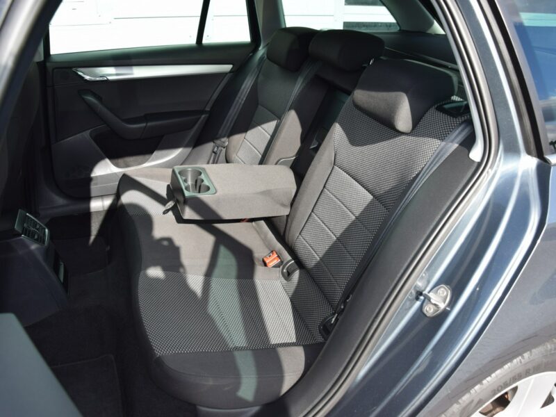 Škoda Octavia 1.4 TSI Serwis Panoramadach Navi Bluetooth Euro-5b Rozrząd na pasku III (2013-)