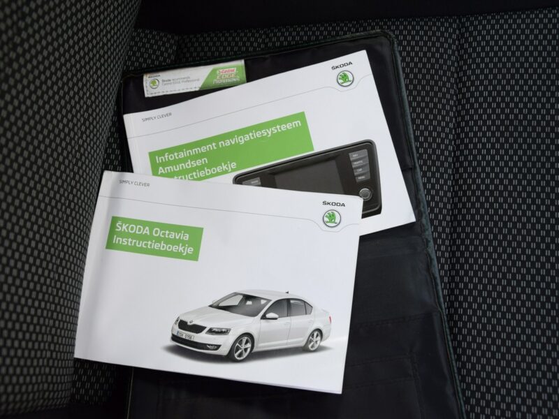 Škoda Octavia 1.4 TSI Serwis Panoramadach Navi Bluetooth Euro-5b Rozrząd na pasku III (2013-)