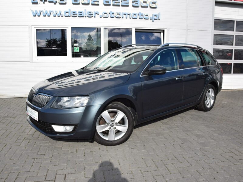 Škoda Octavia 1.4 TSI Serwis Panoramadach Navi Bluetooth Euro-5b Rozrząd na pasku III (2013-)