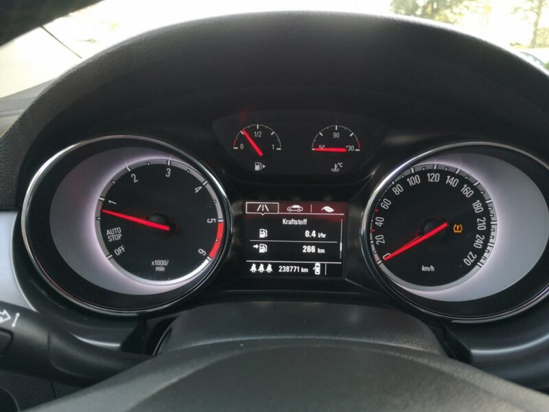 Opel Astra 1.6 CDTI 110KM Klimatronik Tempomat Sensory Ledy ALU 17 Gwarancja K (2015-2021)