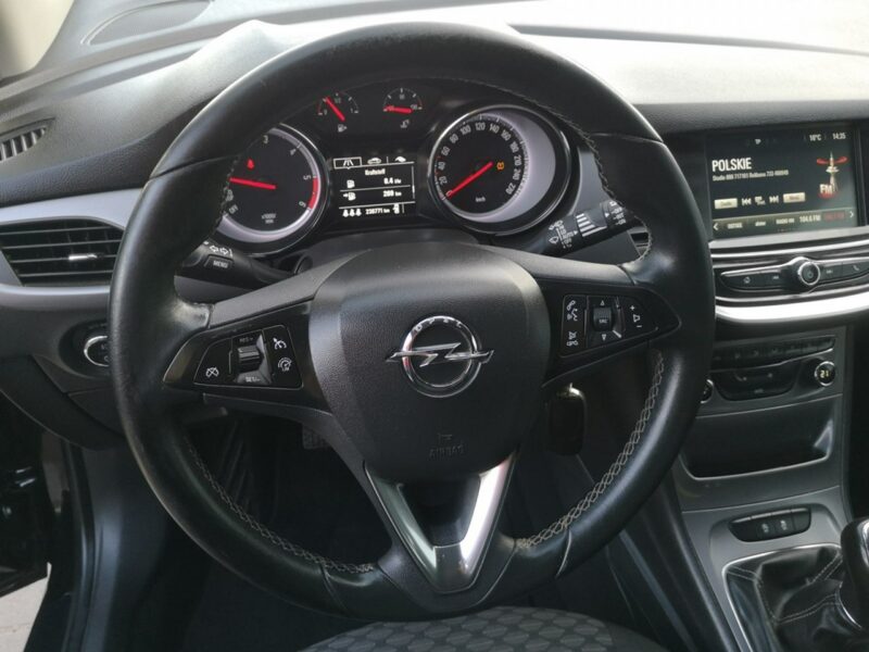 Opel Astra 1.6 CDTI 110KM Klimatronik Tempomat Sensory Ledy ALU 17 Gwarancja K (2015-2021)
