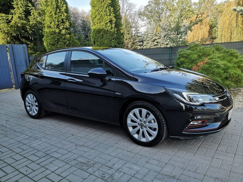 Opel Astra 1.6 CDTI 110KM Klimatronik Tempomat Sensory Ledy ALU 17 Gwarancja K (2015-2021)