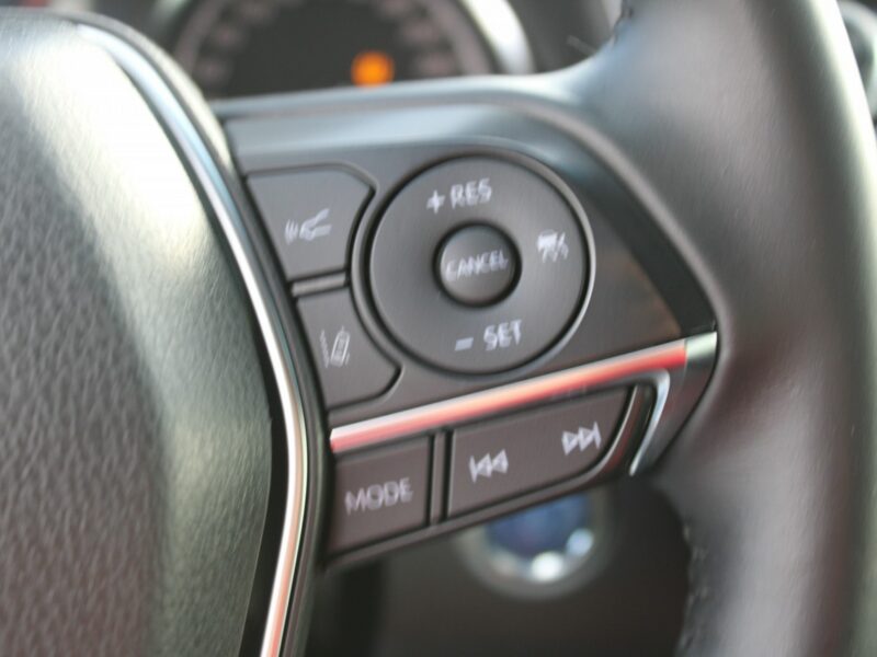 Toyota Camry 2.5 Hybrid e-CTV Comfort F-vat Kamera Gwarancja IX (2018-)